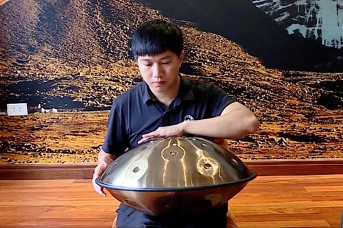 Khám phá âm thanh độc đáo từ trống handpan