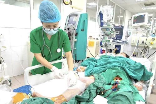 Nguy kịch vì nhiễm trùng nặng sau tổn thương nhỏ ở chân