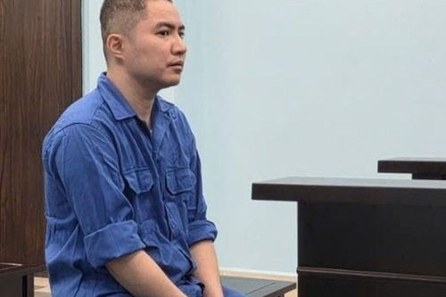 Thấy vợ nói chuyện với trai lạ lúc nửa đêm, chồng lao vào đánh, bị chém trọng thương