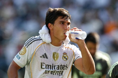 Real Madrid và cuộc chọn lựa tuổi đôi mươi