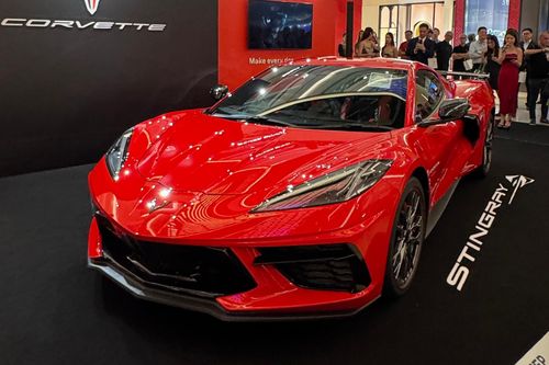 Chevrolet Corvette được phân phối tại Singapore, giá gần nửa triệu USD