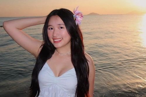 Jenny Huỳnh gợi cảm ở tuổi 20