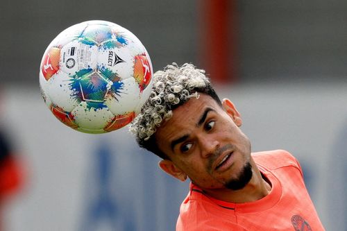 Bayern 'tất tay' vì Luis Diaz