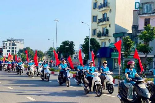 Phường Bồ Đề ra quân hưởng ứng phong trào Sáng – Xanh – Sạch – Đẹp