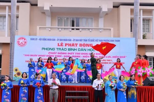 TP Hồ Chí Minh: phường Bình Thạnh phát động phong trào 'bình dân học vụ số'