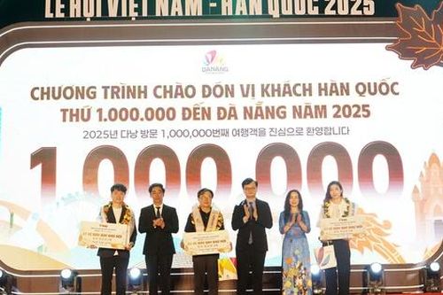 Đà Nẵng đón vị khách Hàn Quốc thứ 1 triệu trong năm 2025