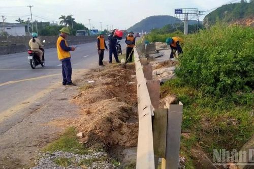 Xóa bỏ lối đi tự mở qua đường sắt, nút thắt hạ tầng thay thế