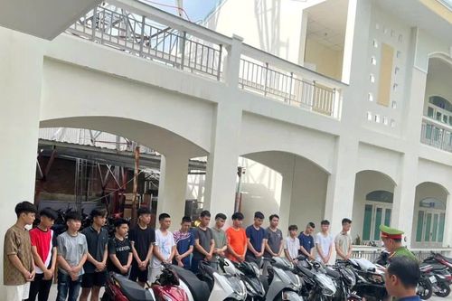 Khởi tố 14 thanh thiếu niên mang dao gây náo loạn đường phố Đà Nẵng trong đêm