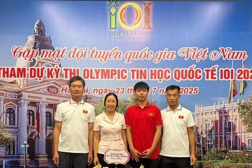 Nam sinh Quảng Ninh đoạt Huy chương Đồng Olympic Tin học quốc tế