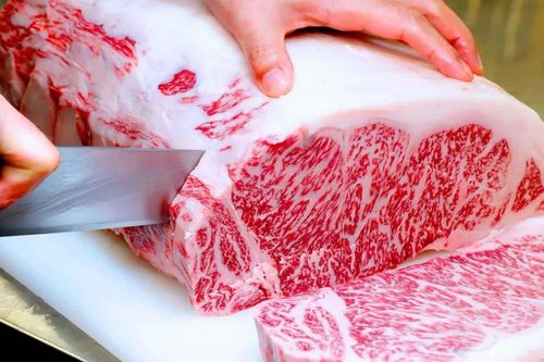 Trung Quốc chuẩn bị tái nhập khẩu thịt bò Nhật Bản sau 24 năm
