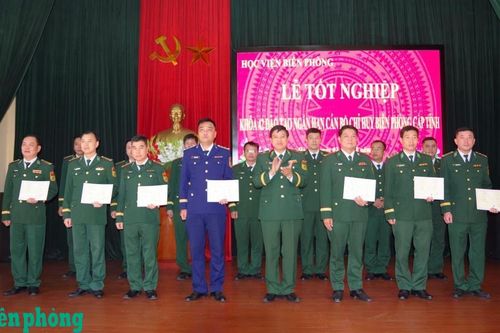 Học viện Biên phòng tổ chức Lễ tốt nghiệp khóa 42 đào tạo ngắn hạn cán bộ Chỉ huy Biên phòng cấp tỉnh
