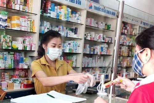 Bộ Y tế yêu cầu không được tăng giá thuốc mùa mưa bão