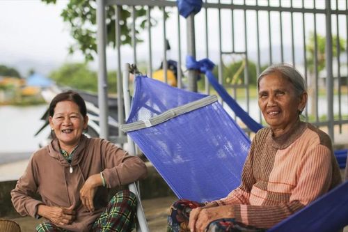 Những nhịp cầu đánh thức trăm năm