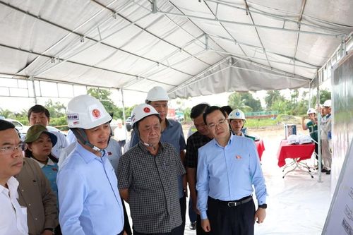 Lý do đường Hồ Chí Minh đoạn An Giang - Cà Mau chậm tiến độ