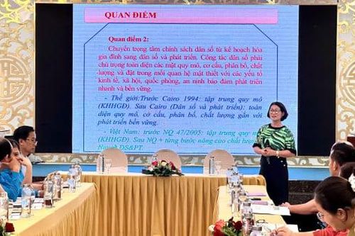 Hội KHHGĐ TP Huế tập huấn triển khai chính sách dân số và phát triển trong tình hình mới