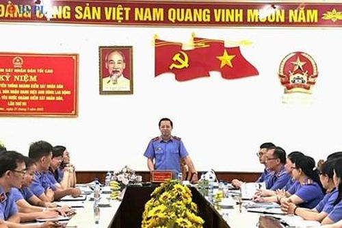 Viện trưởng VKSND tỉnh Đồng Nai thăm và làm việc với VKSND khu vực 1