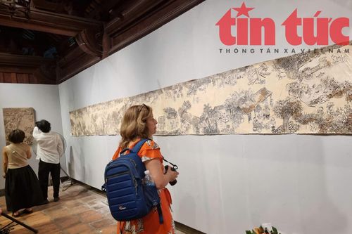 Khai mạc triển lãm 'Ngũ hình 2'