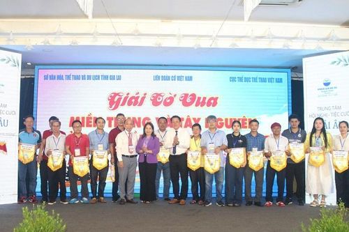 Gần 700 kỳ thủ tranh tài giải cờ vua Miền Trung – Tây Nguyên mở rộng
