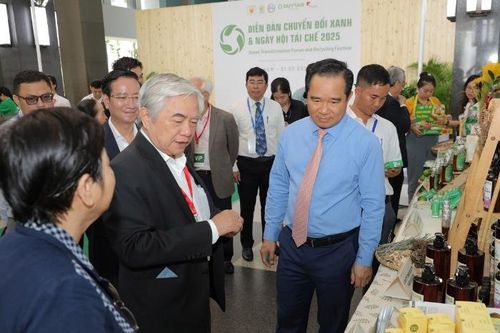Chuyển đổi xanh và 3 câu hỏi của nguyên Bộ trưởng Bộ Khoa học và Công nghệ