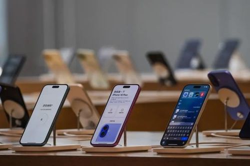 Số lượng iPhone Apple bán ra đã bằng hơn 1/3 dân số toàn cầu