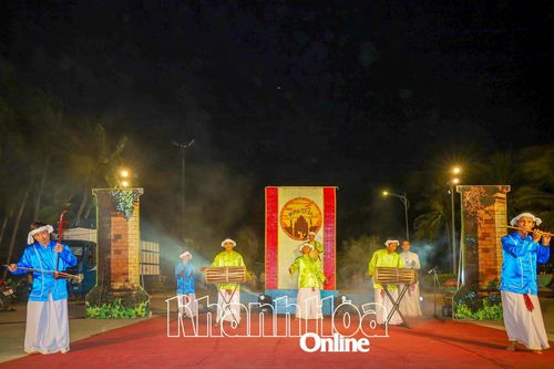 Nghệ thuật dân gian Chăm xuống phố