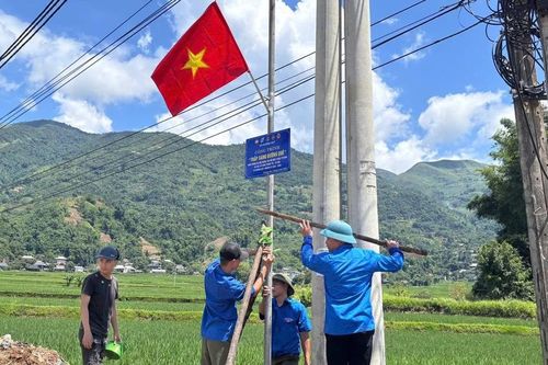 Xã Dương Quỳ thực hiện nhiều công trình, phần việc chào mừng Đại hội Đảng bộ xã lần thứ I