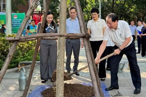 Phường Kim Liên chung tay vì Hà Nội sáng- xanh- sạch- đẹp