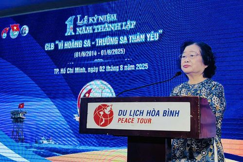 Hành trình 11 năm lan tỏa yêu thương từ đất liền ra biển đảo