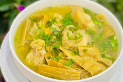 Cách nấu canh măng móng giò đơn giản, thơm ngon tại nhà