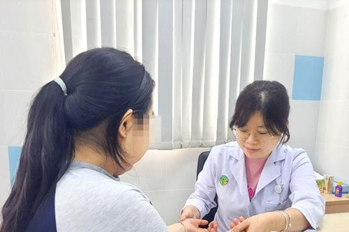 Mùa hè và nỗi lo béo phì ở trẻ nhỏ