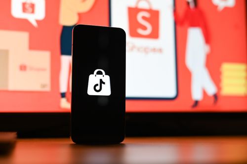 TikTok Shop nối bước Shopee tăng phí gấp 3