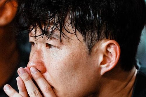 Son bật khóc trong lần cuối cùng khoác áo Tottenham