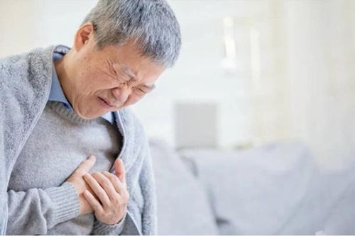 Đặt stent tim: Những rủi ro cần biết