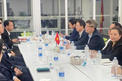 Làm sâu sắc hơn nữa quan hệ Việt Nam-Hàn Quốc