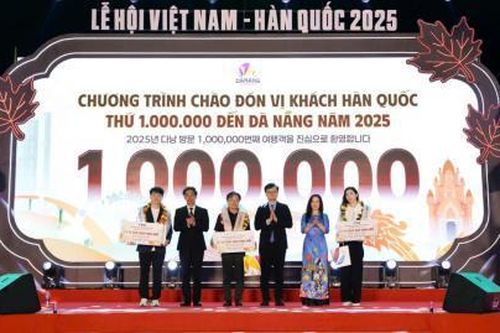 Đà Nẵng đón vị khách Hàn Quốc thứ 1 triệu trong năm 2025