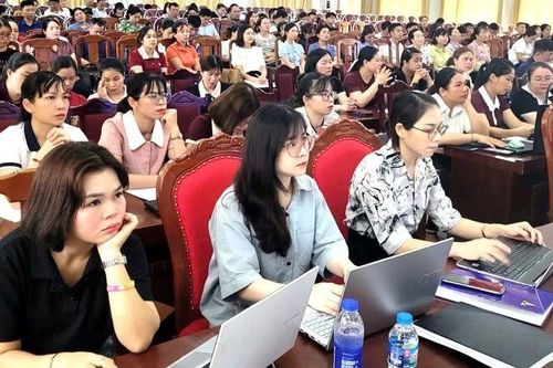Phú Thọ sẽ tuyển dụng hơn 2.000 giáo viên và nhân viên trường học