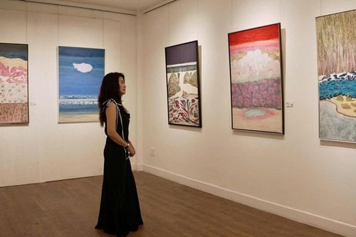 Triển lãm 'Thiên vũ' - mối giao cảm sâu sắc giữa con người với thiên nhiên