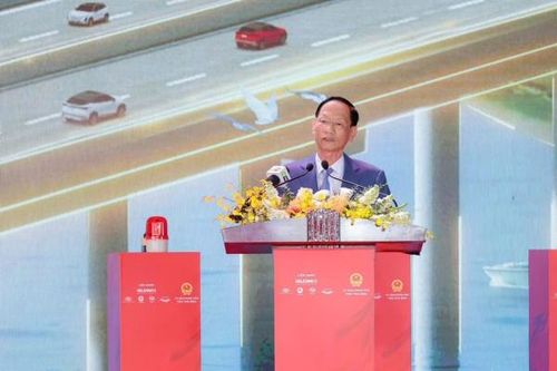 Đại gia Vũ Văn Tiền và con đường khát vọng