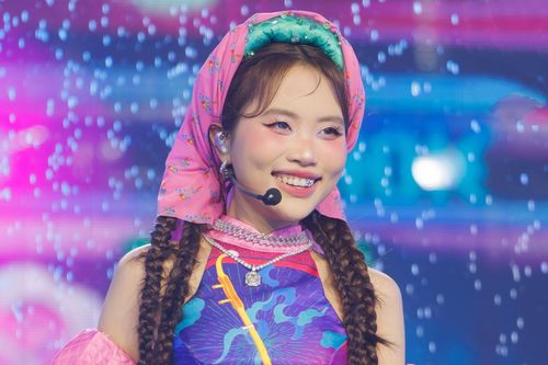 NSND Thanh Ngoan hướng dẫn các 'em xinh' hát Xẩm, Phương Mỹ Chi gây ấn tượng