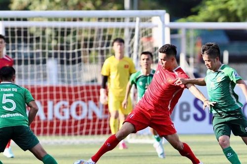 Tiến Linh, Văn Quyết thi đấu sân 7 người