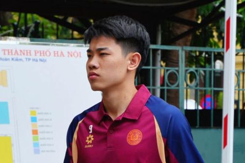 Tình thế đảo ngược với tiền đạo Đình Bắc