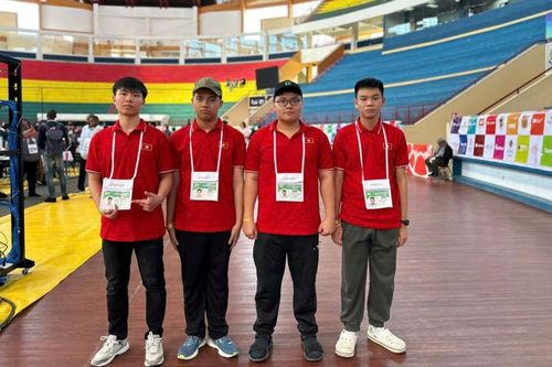 Học sinh Việt Nam thắng lớn tại Olympic Tin học 2025