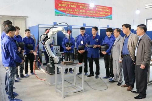 Nghệ An đẩy mạnh đào tạo nhân lực kỹ năng nghề