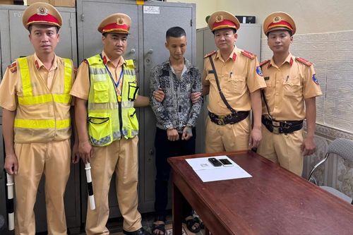 Cảnh sát Giao thông bắt giữ đối tượng mang ma túy