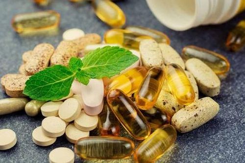 5 loại vitamin thiết yếu cho người trên 60 tuổi