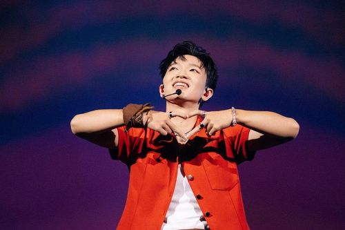 Concert Xoay Tròn: Hoàng Dũng nhìn lại 10 năm cùng Bạn Nhạc, fan đừng lỡ D-2
