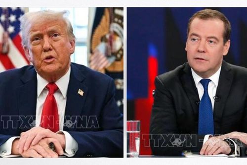 Lý do TT Trump triển khai tàu ngầm sau phát biểu của ông Medvedev