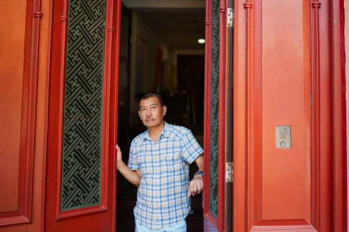 Cuốn sách cuối của họa sĩ Lê Thiết Cương