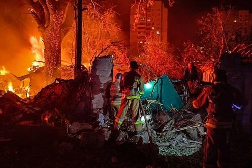 Sóng UAV của Ukraine rung chuyển Sochi, Nga