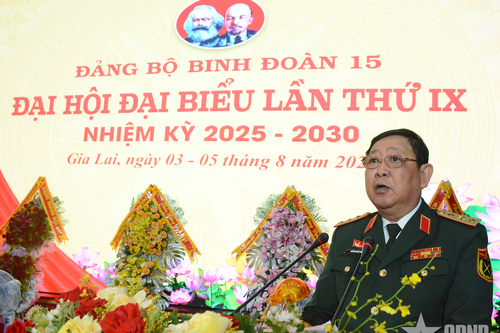 Thượng tướng Huỳnh Chiến Thắng dự và phát biểu chỉ đạo Đại hội Đảng bộ Binh đoàn 15 lần thứ IX